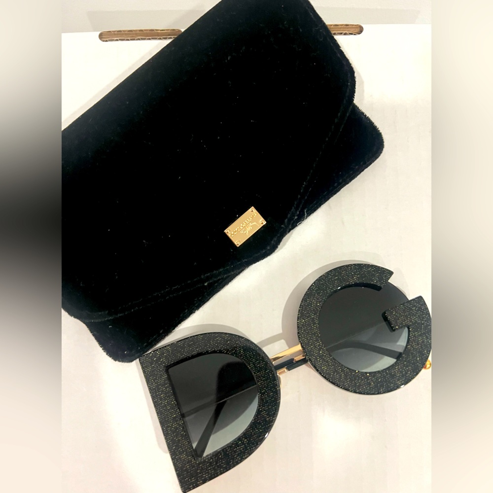 AUTHENTIC Dolce and gabbana DG sunglasses